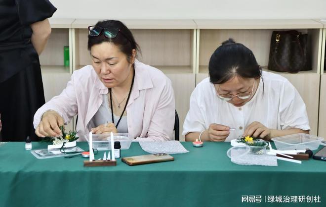 ”——关爱巾帼司机母亲节暖心活动mg不朽情缘“香伴车程 母爱同行